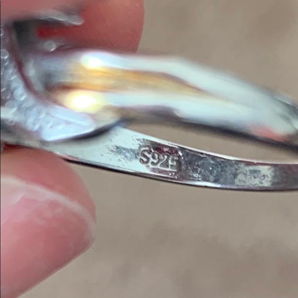 ❤️🆕 Cute TwoTone Gold 18K over Sterling Silver Ring - Picture 4 of 5